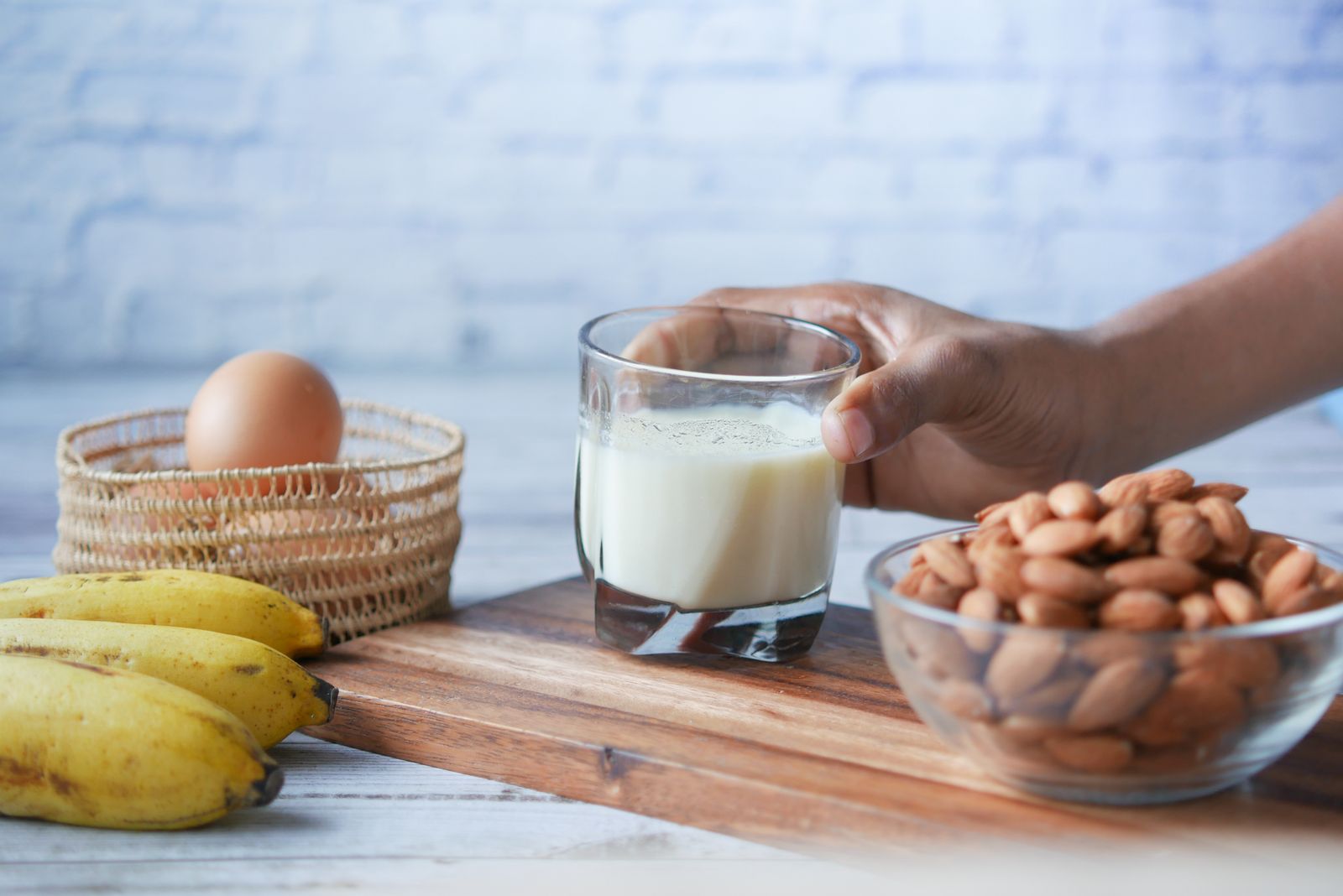 High protein snacks with yogurt, nuts and cheese
